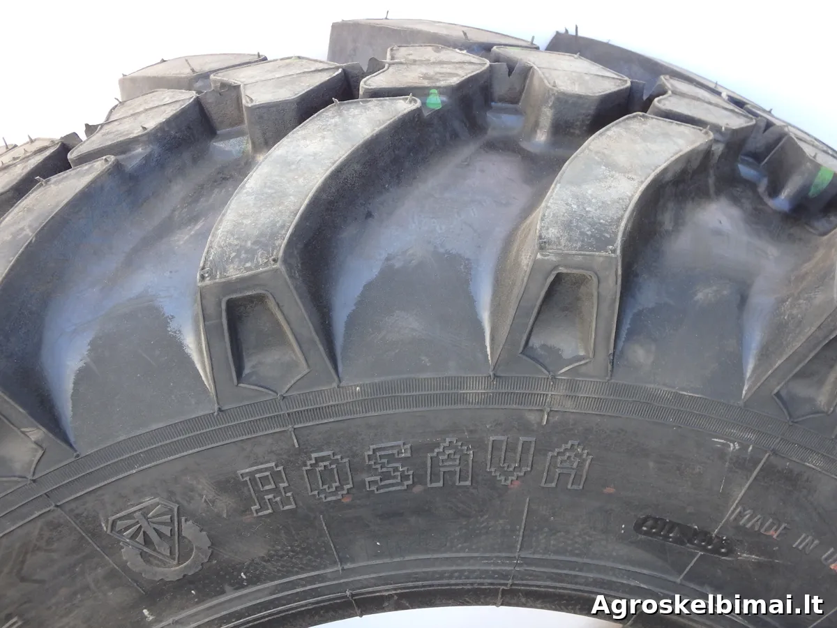 Traktorių, kombainų ir kitos technikos padangos