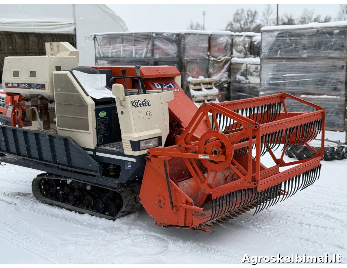 Japoniškas mini javų kombainas KUBOTA DC-1