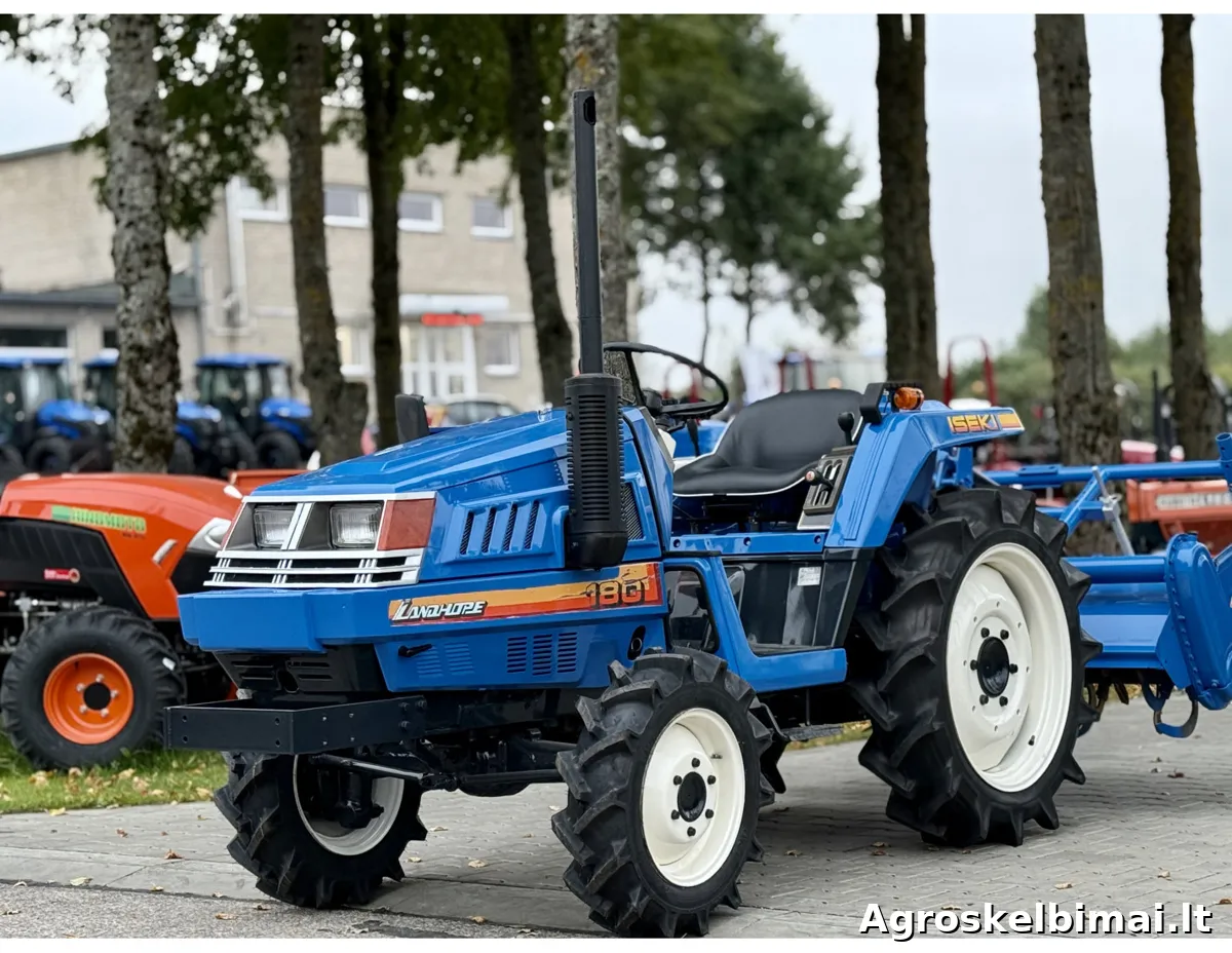 Parduodamas Iseki TU-180 su žemės dirbimo freza