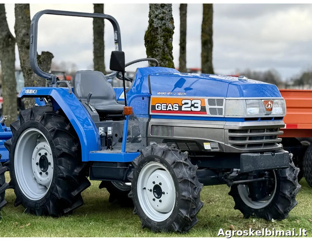 Parduodamas Iseki TG-23 su žemės dirbimo freza