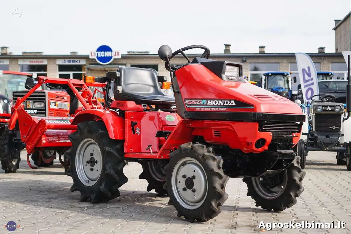 Parduodamas Honda Mighty 13R su žemės dirbimo freza