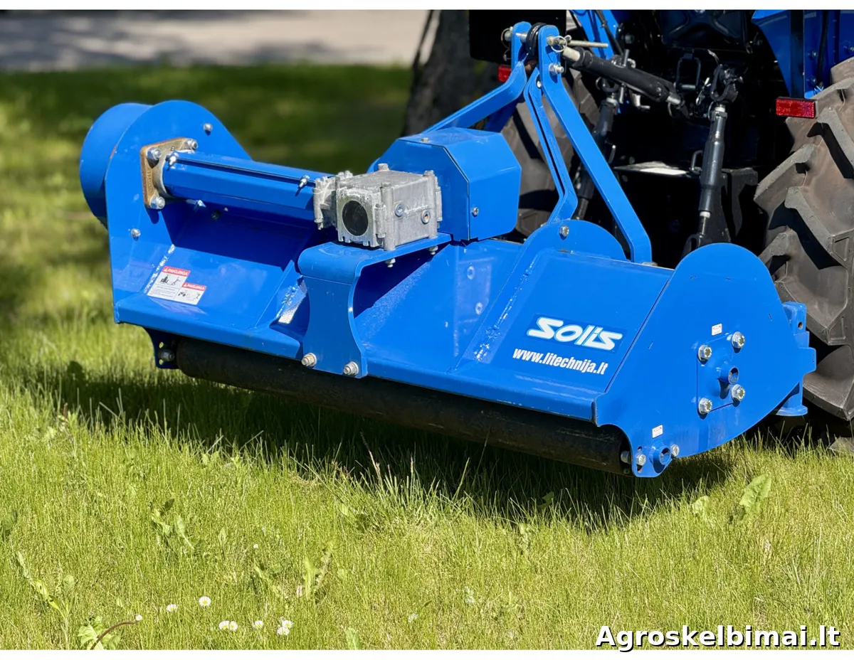 Parduodama Plaktukinė žoliapjovė "SOLIS" 1,06 m.