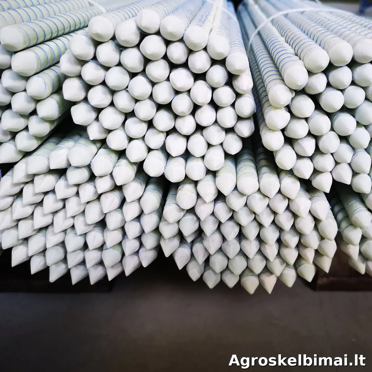 Stulpeliai elektriniam piemeniui iš stiklo pluošto - nuotrauka 8