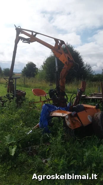 Prikabinamas krautuvas