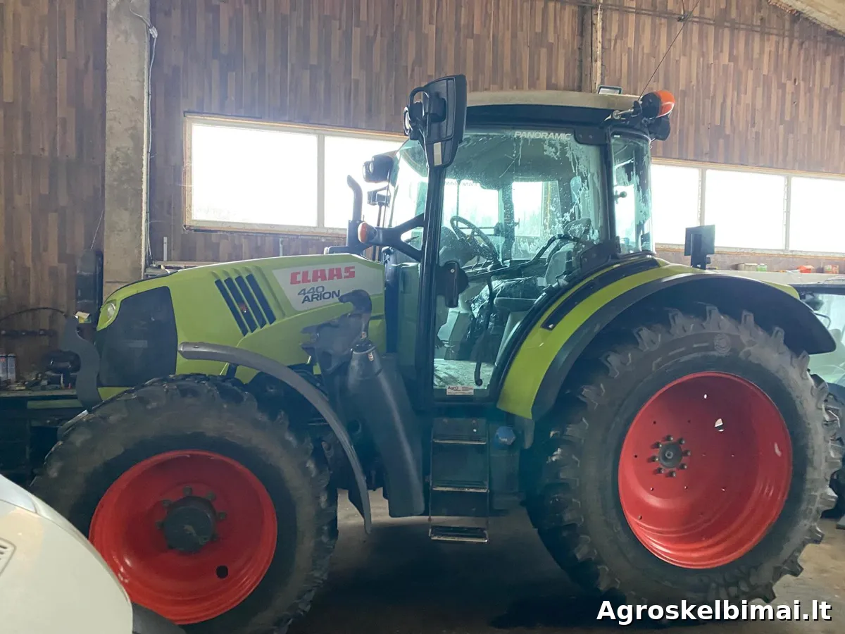 Parduodamas traktorius Claas Arion 440 su Claas FL120c fr. krautuvu - nuotrauka 5