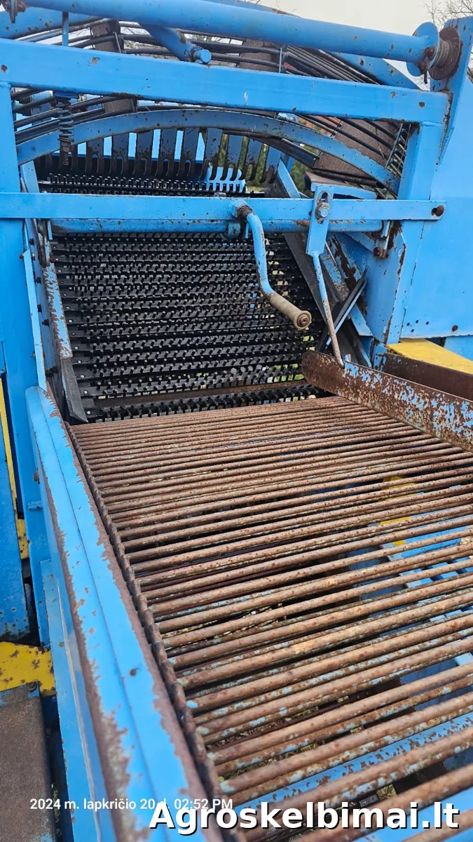 Parduodamas lenkiškas bulvių kombainas "Anna Z644" - nuotrauka 4