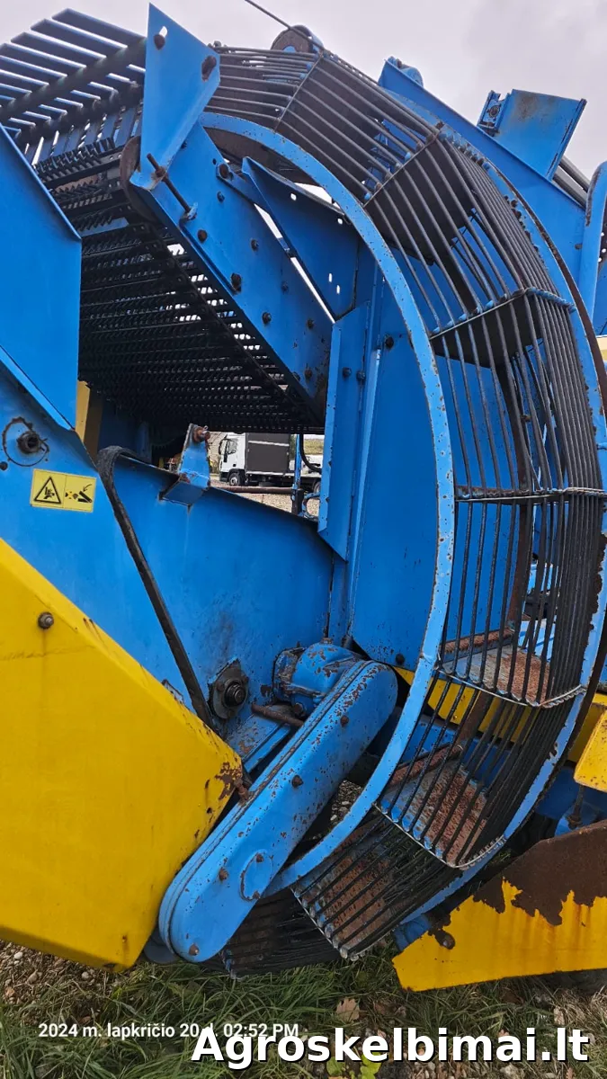 Parduodamas lenkiškas bulvių kombainas "Anna Z644" - nuotrauka 8