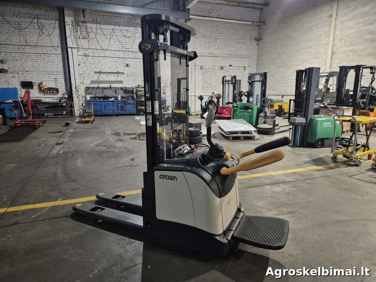 Aukšto kėlimo vežimėlis CROWN ET4000-1.4 - nuotrauka 2