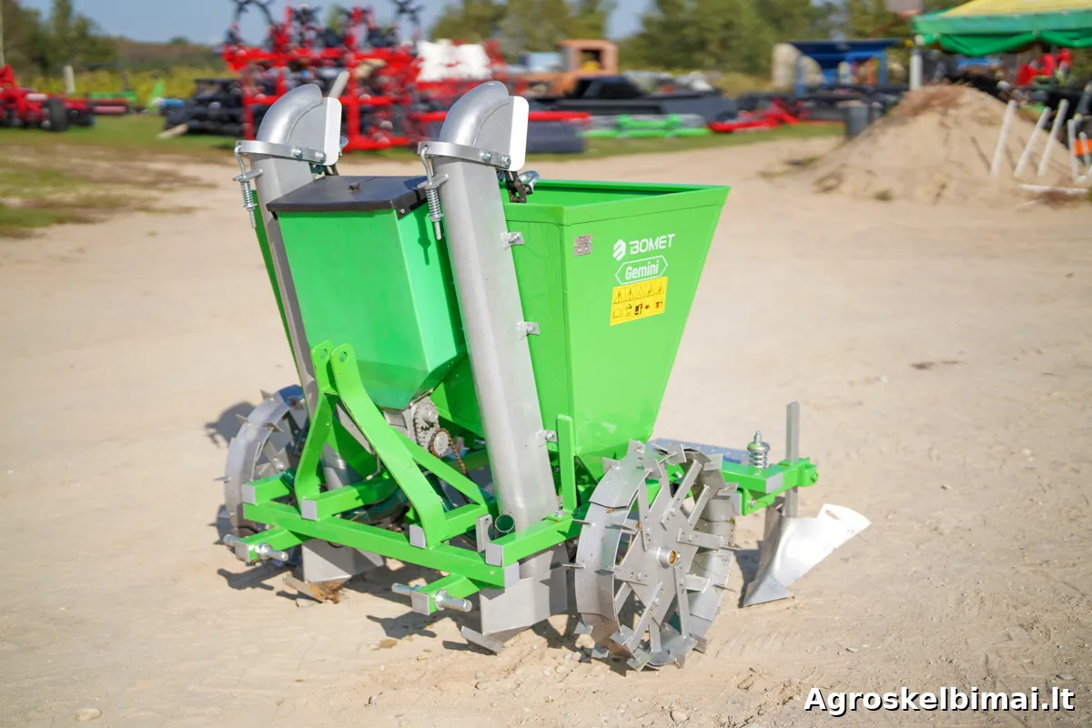 Dviejų vagų bulvių sodinamoji "Bomet" - nuotrauka 3