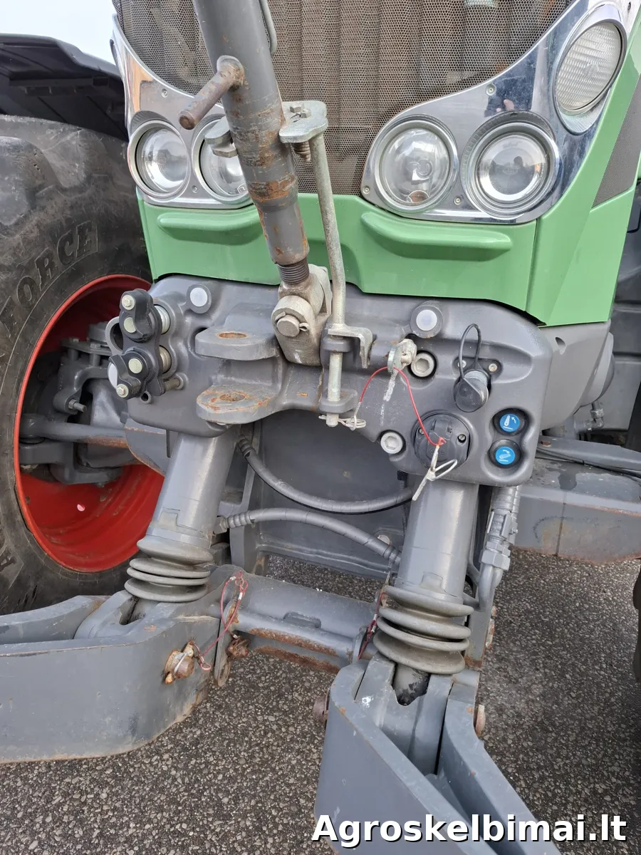 Fendt 828 ProfiPlus - Traktoriai nuotrauka 8