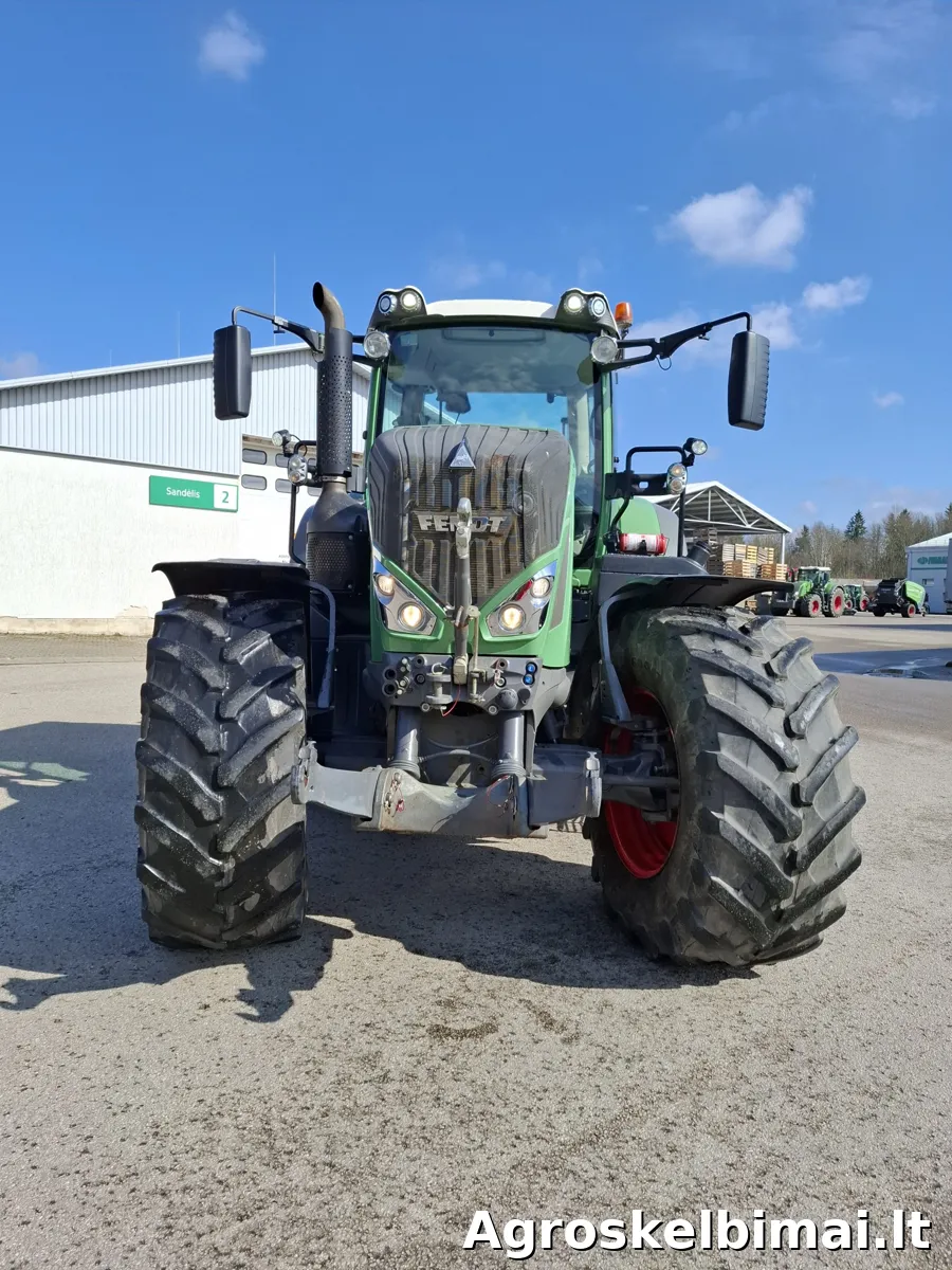 Fendt 828 Vario Profi Plus (new engine) - Traktoriai nuotrauka 3
