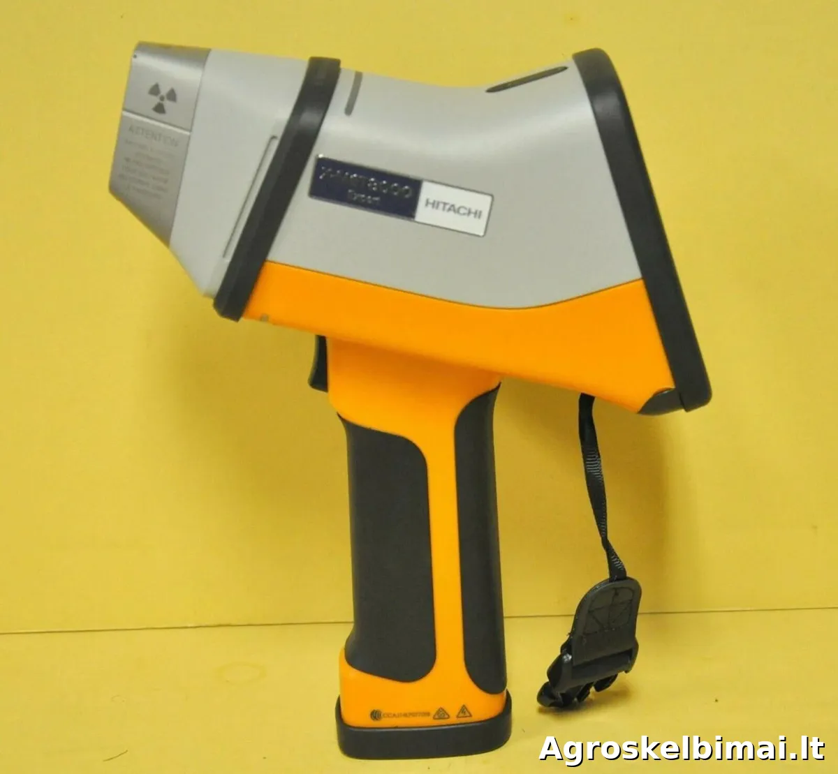 Hitachi X-MET8000 Expert handheld XRF Analyzer - Technika, Visa Lietuva