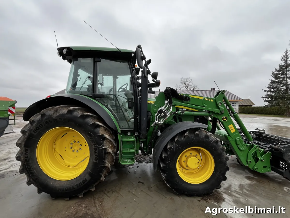 John Deere 5125R su frontaliniu krautuvu - Traktoriai nuotrauka 3