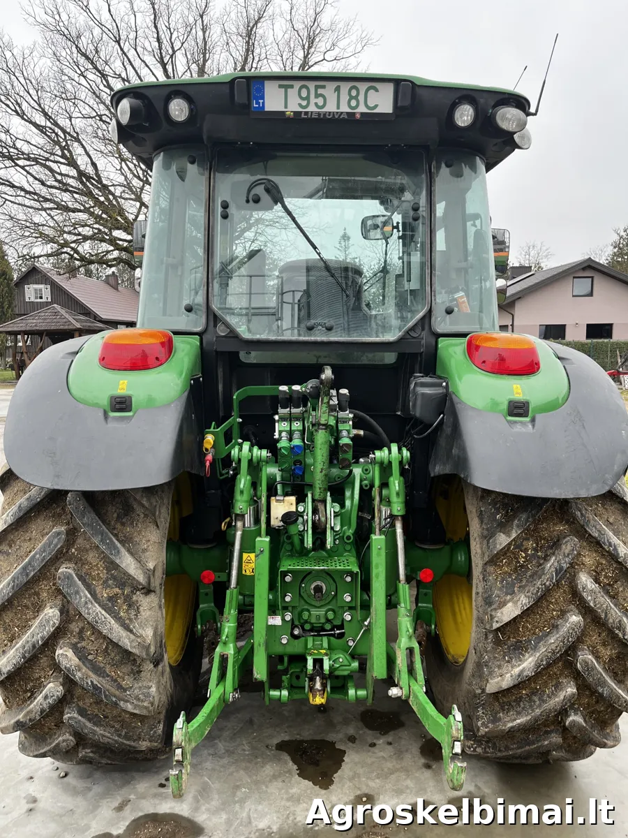 John Deere 5125R su frontaliniu krautuvu - Traktoriai nuotrauka 5