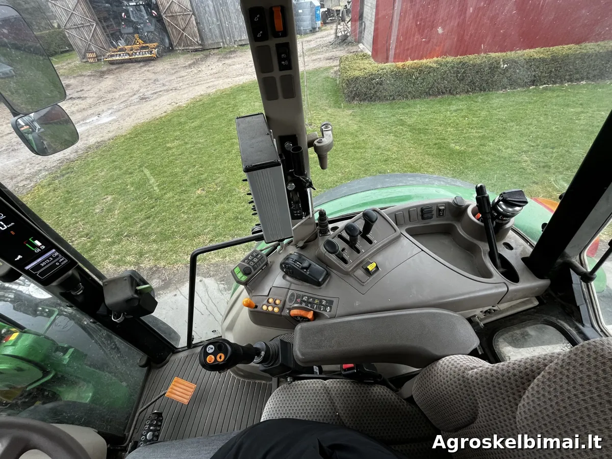 John Deere 5125R su frontaliniu krautuvu - Traktoriai nuotrauka 7