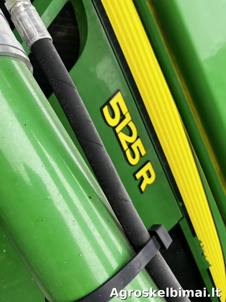 John Deere 5125R su frontaliniu krautuvu - Traktoriai nuotrauka 8