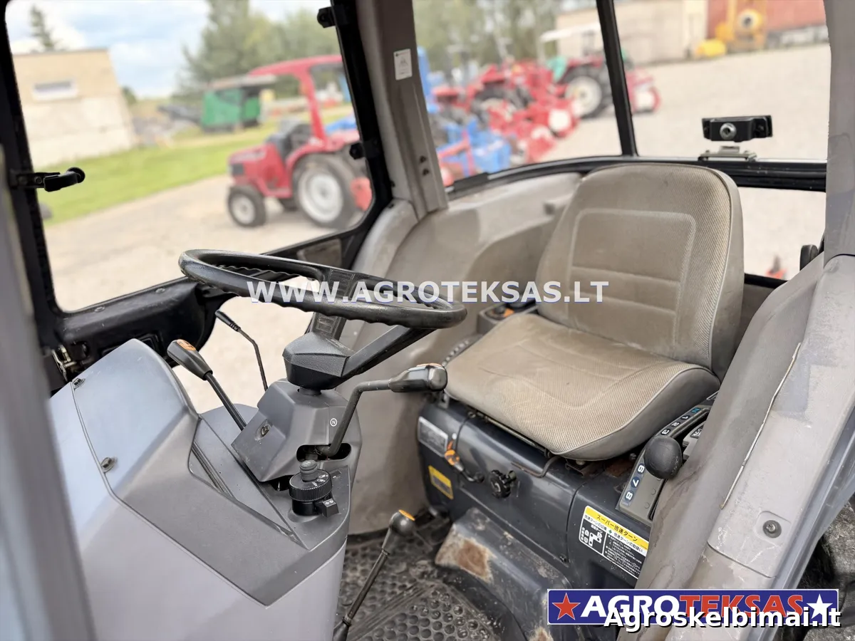 Kubota GL320 – japoniškas traktorius SU kabina - Traktoriai nuotrauka 9