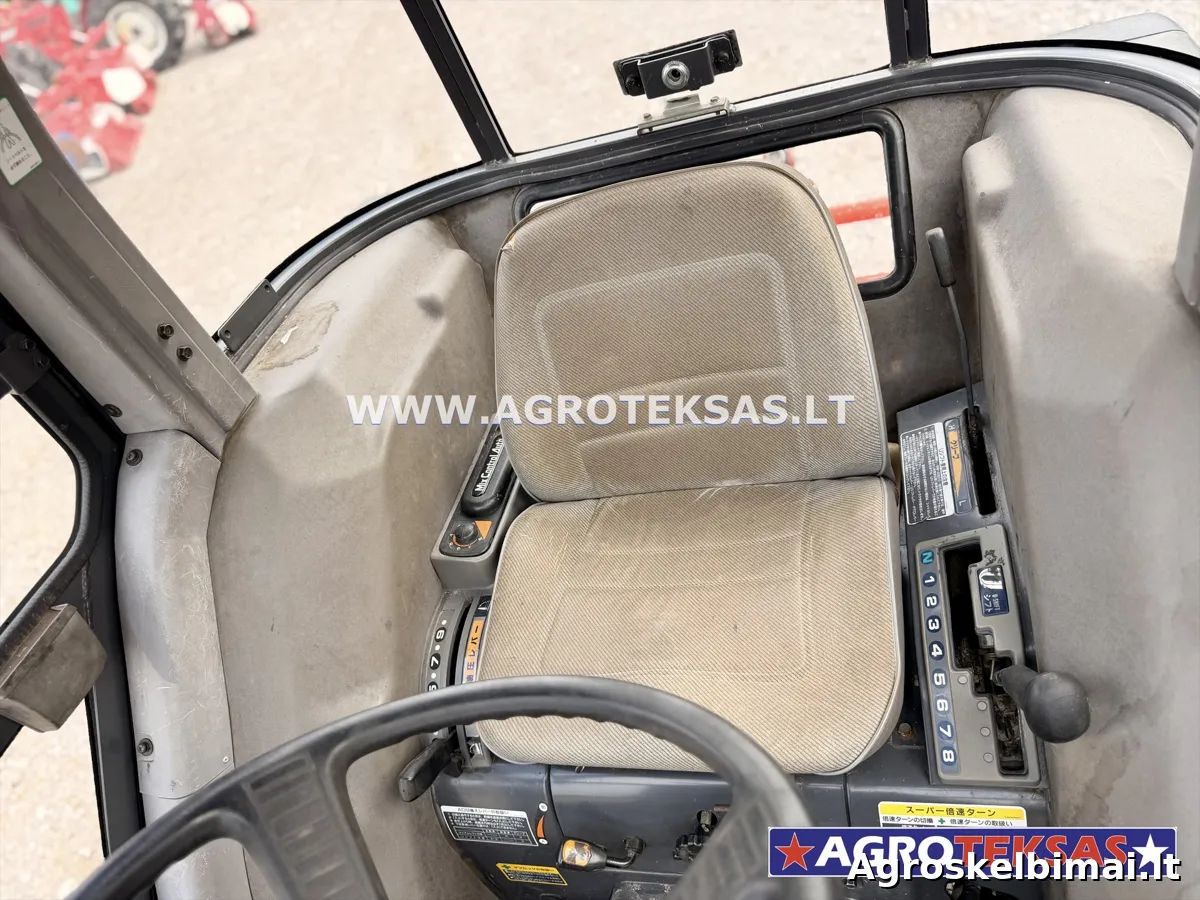 Kubota GL320 – japoniškas traktorius SU kabina - Traktoriai nuotrauka 10