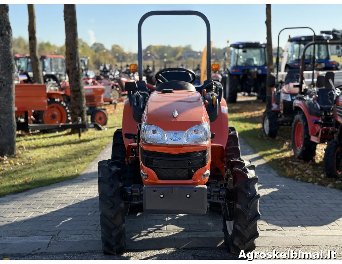 Parduodamas Kubota KB-21 (su vikšrais)