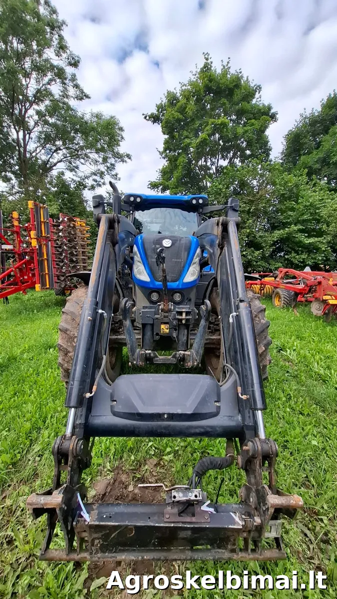New Holland T7.270 AC - Traktoriai nuotrauka 3