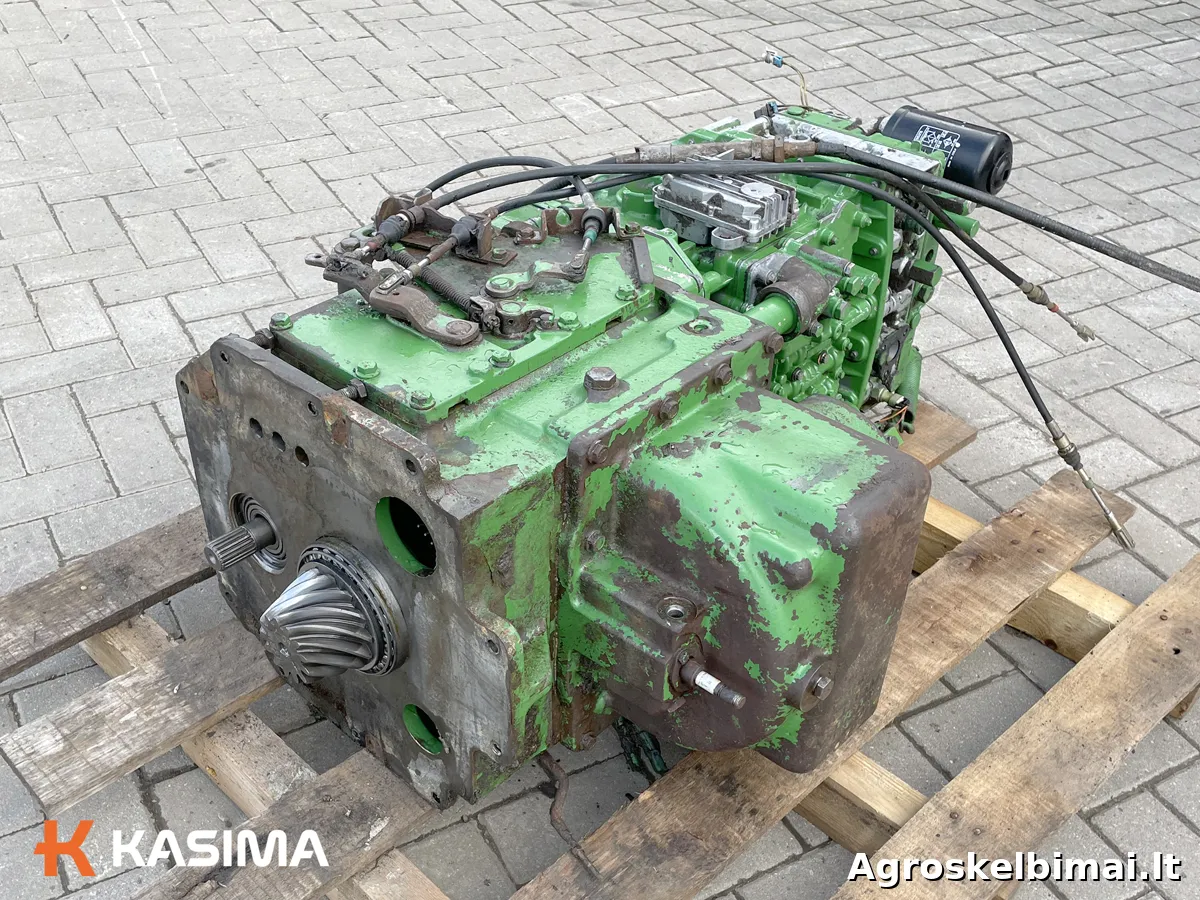 Parduodama John Deere 6910S greičių dėžė - Traktoriai nuotrauka 4