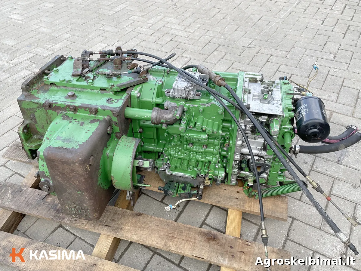 Parduodama John Deere 6910S greičių dėžė - Traktoriai nuotrauka 3