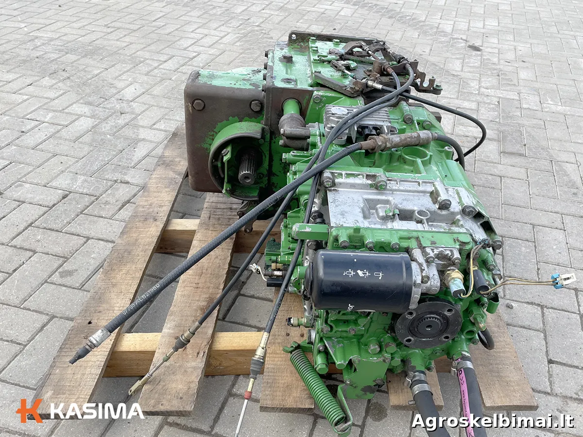 Parduodama John Deere 6910S greičių dėžė - Traktoriai nuotrauka 2