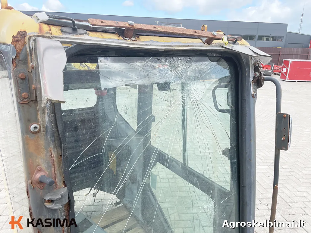 Parduodama Komatsu PW160 kabina - Statybinė technika nuotrauka 5