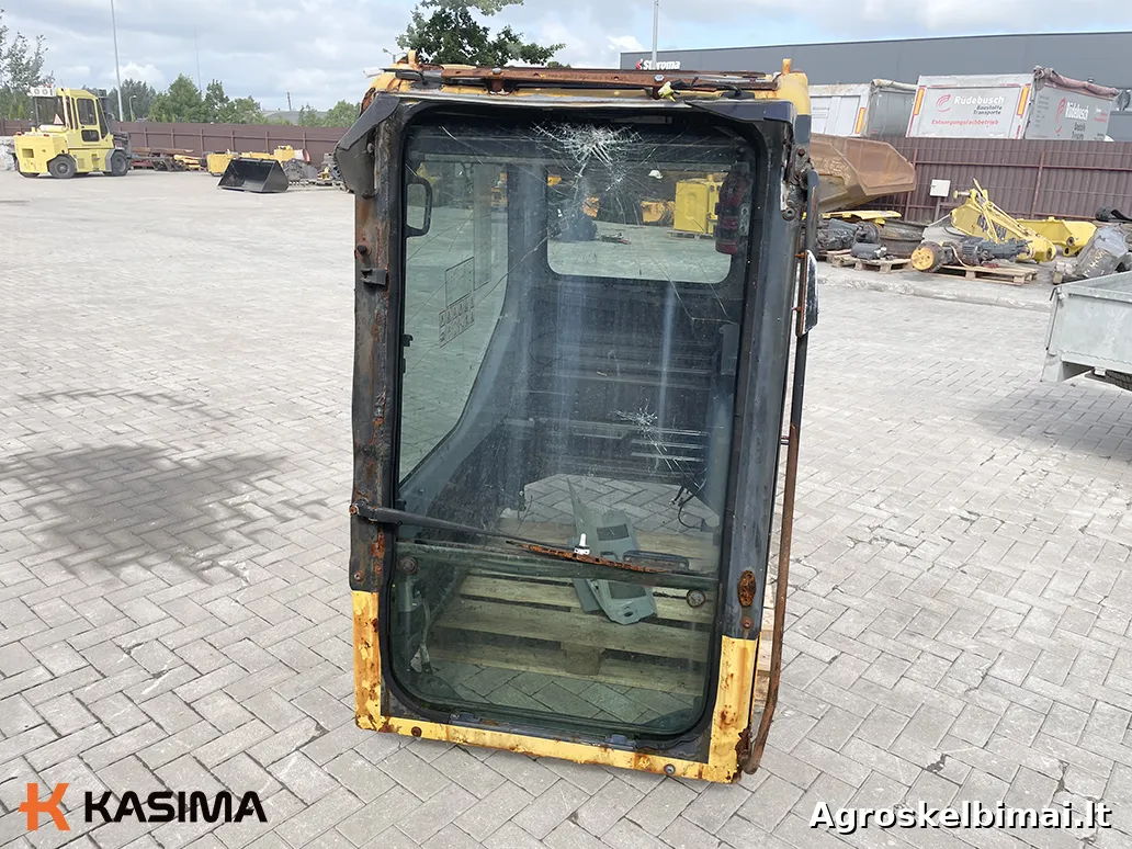 Parduodama Komatsu PW160 kabina - Statybinė technika nuotrauka 3