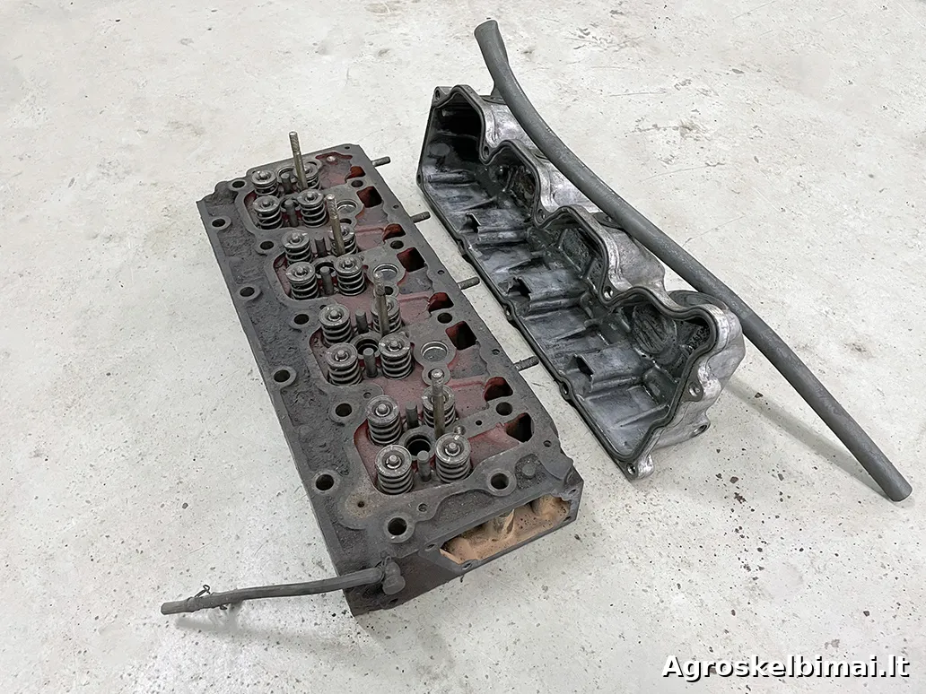 Parduodama Kubota V3300 variklio galva - Statybinė technika nuotrauka 3