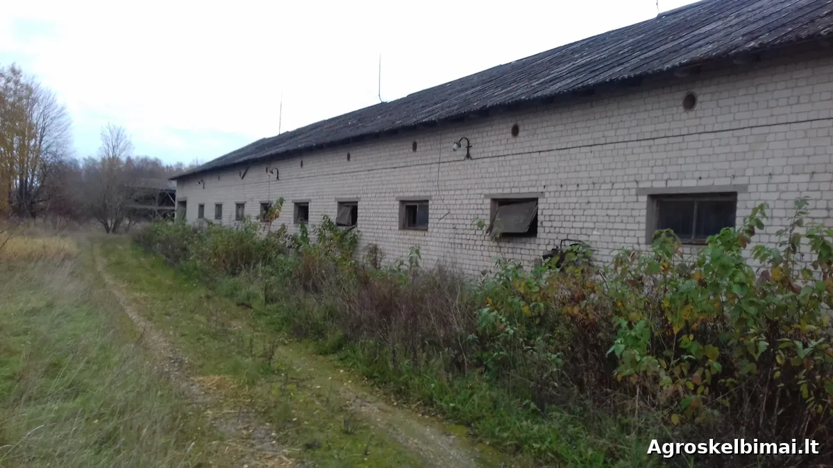 Parduodama žemė su pastatais - Nekilnojamasis turtas nuotrauka 6
