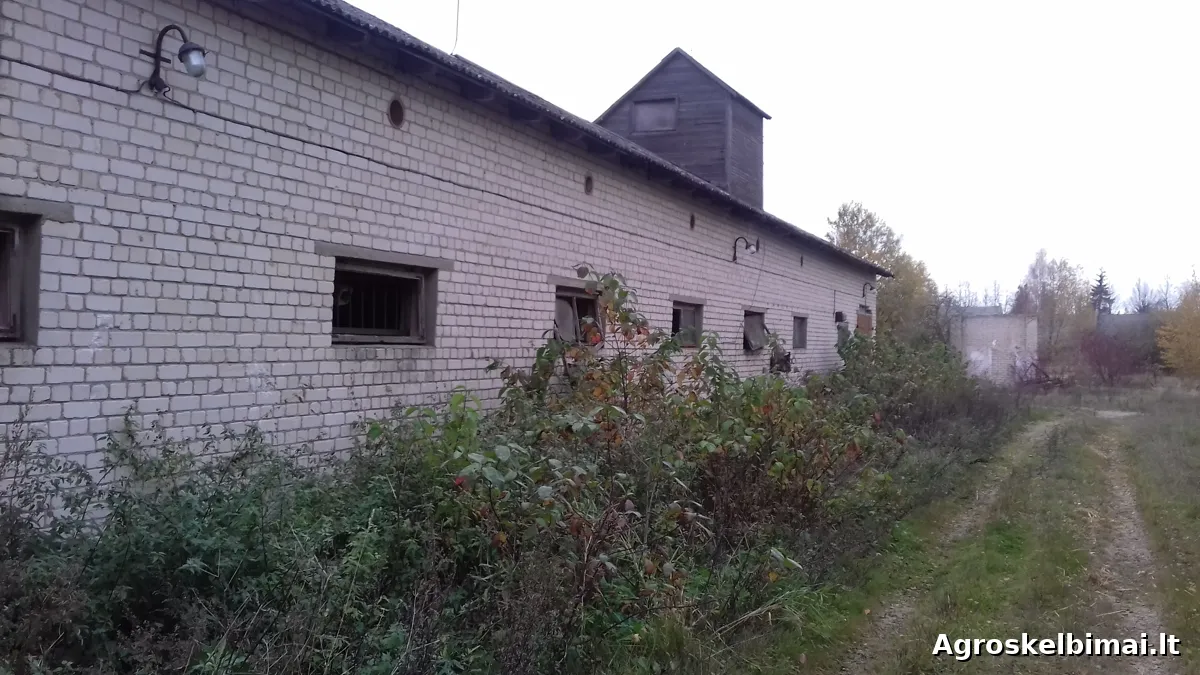 Parduodama žemė su pastatais - Nekilnojamasis turtas nuotrauka 10