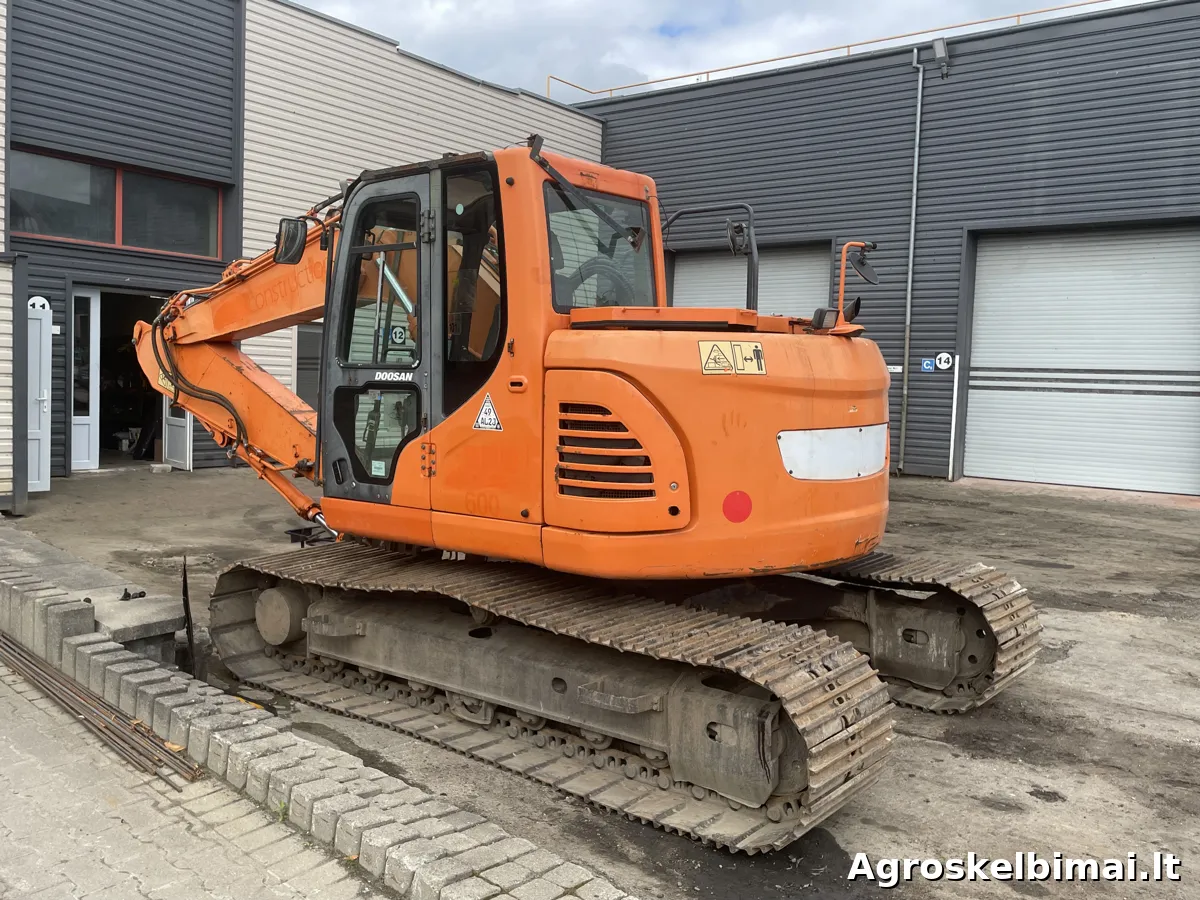 Parduodamas dalimis ekskavatorius Doosan DX140LCR-3 (2015m) - Statybinė technika nuotrauka 2