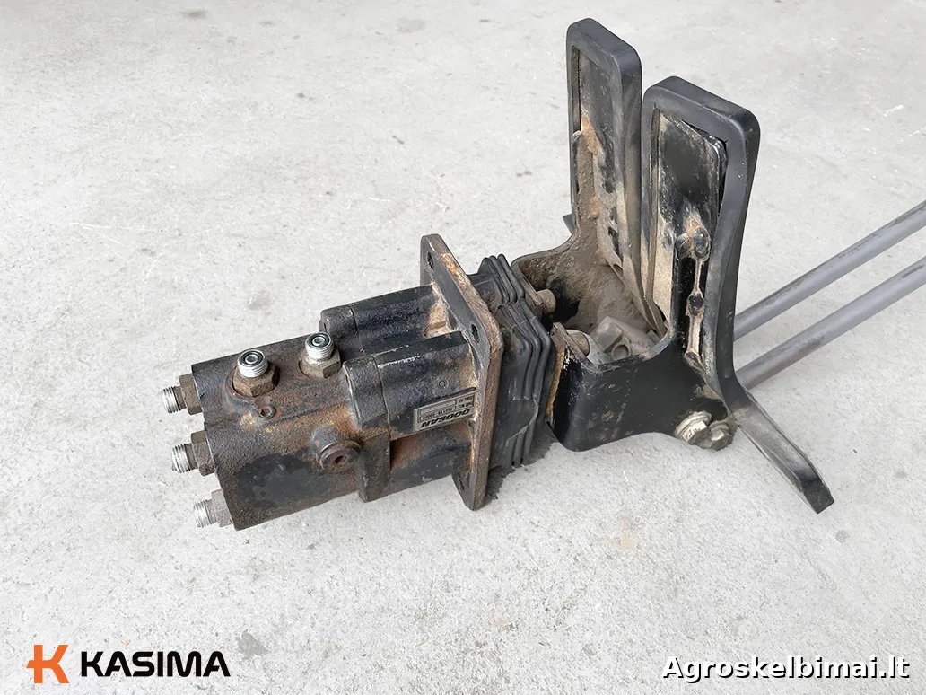 Parduodamas Doosan DX140LCR pedalų vožtuvo komplektas - Statybinė technika nuotrauka 3