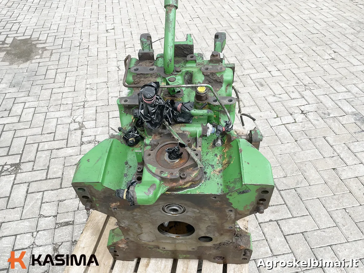 Parduodamas John Deere 6910S galinio tilto diferencialas - Traktoriai, Telšiai