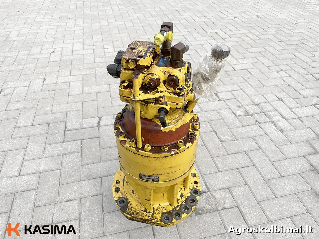 Parduodamas Komatsu PW160 sukamasis reduktorius