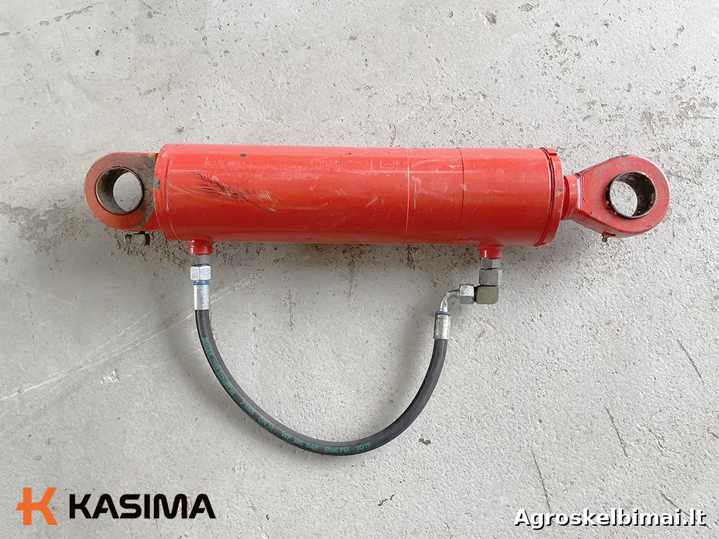 Parduodamas Manitou MLT633 kompensacinis cilindras