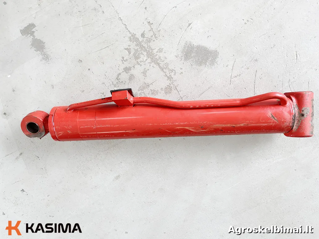 Parduodamas Manitou MLT633 strėlės kėlimo cilindras