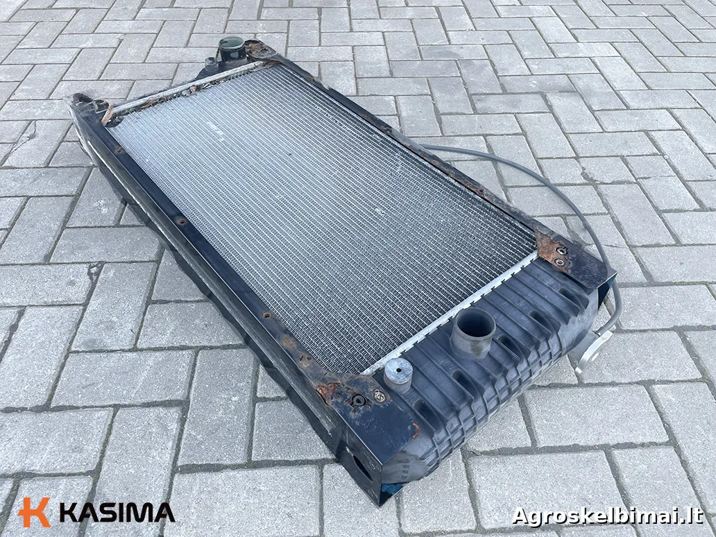 Parduodamas „Perkins“ variklio 1104D-E44TA radiatorius - Statybinė technika nuotrauka 3