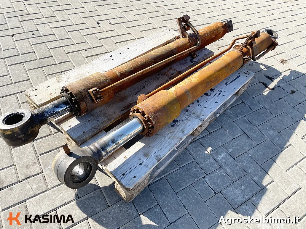 Parduodami Daewoo DH130-2 strėlės cilindrai - Statybinė technika nuotrauka 2