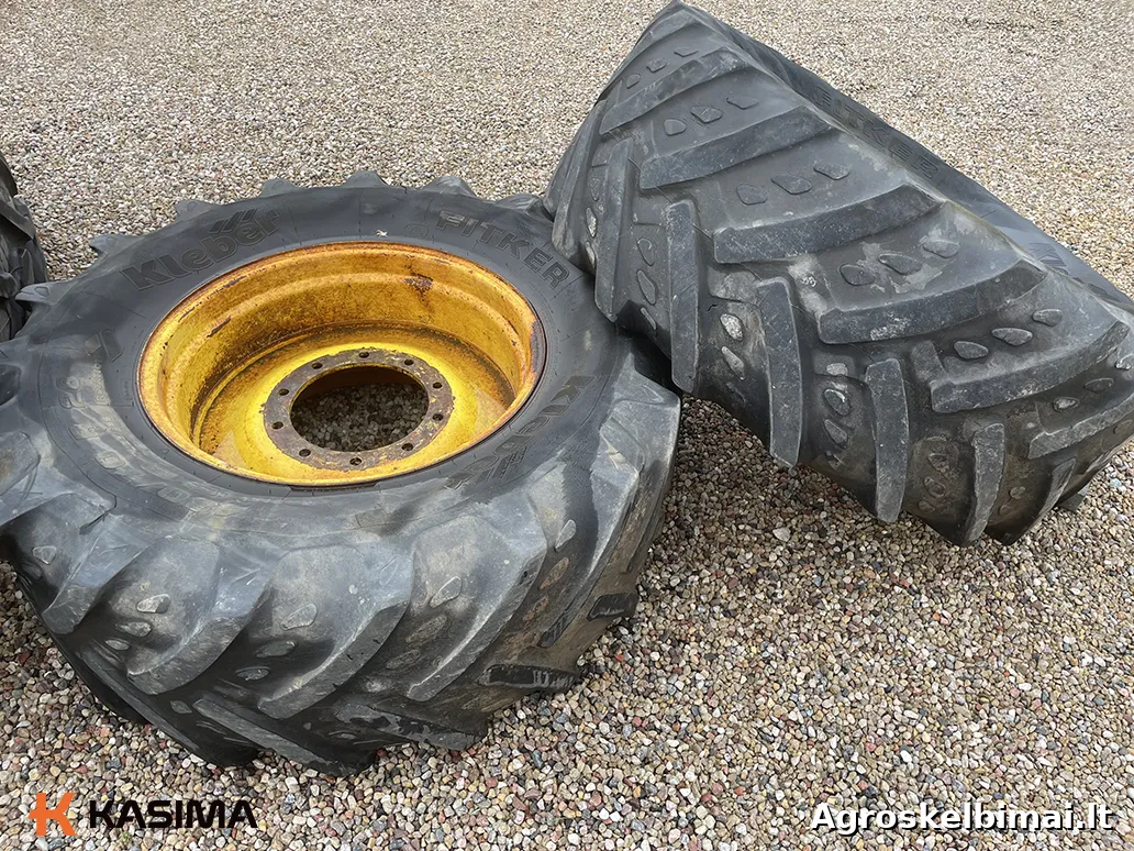 Parduodami John Deere 480/70 R28 priekiniai ratai