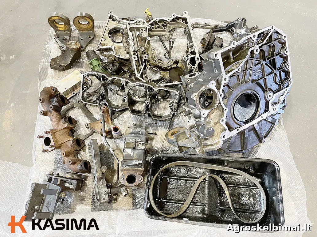 Parduodamos Cummins QSB4.5 variklio dalys - Statybinė technika nuotrauka 3