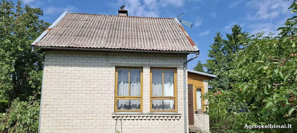 Parduodu sodo nama.