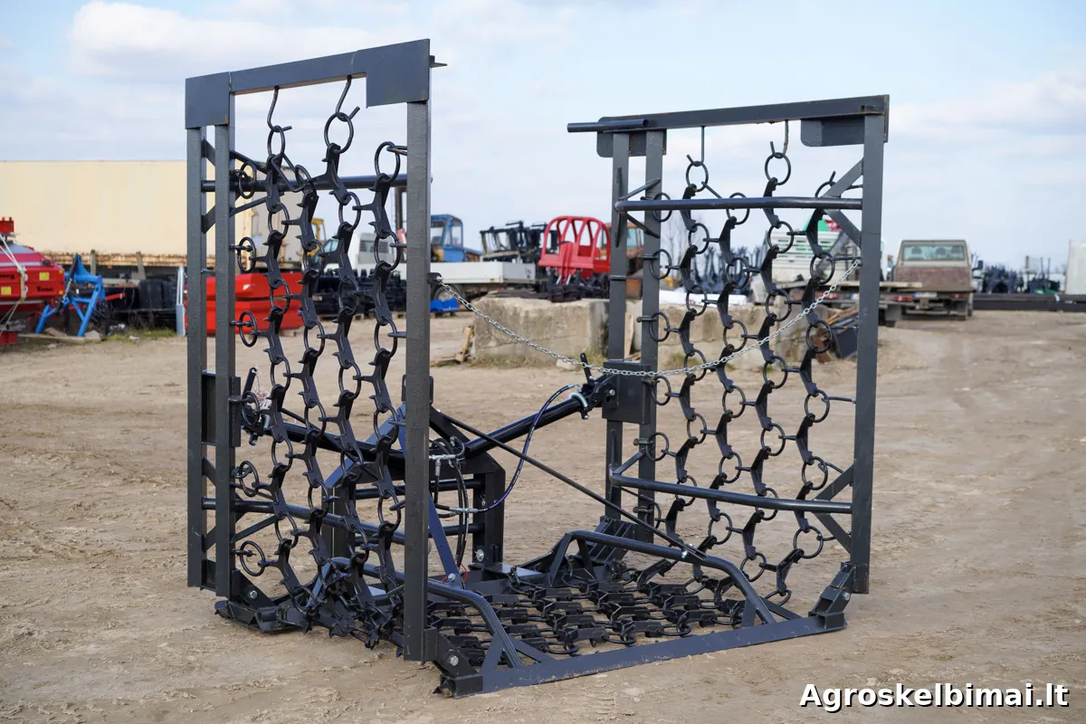 Pievų atnaujinimo akėčios ,,METAl-TECHNIK" - pagrindinė nuotrauka