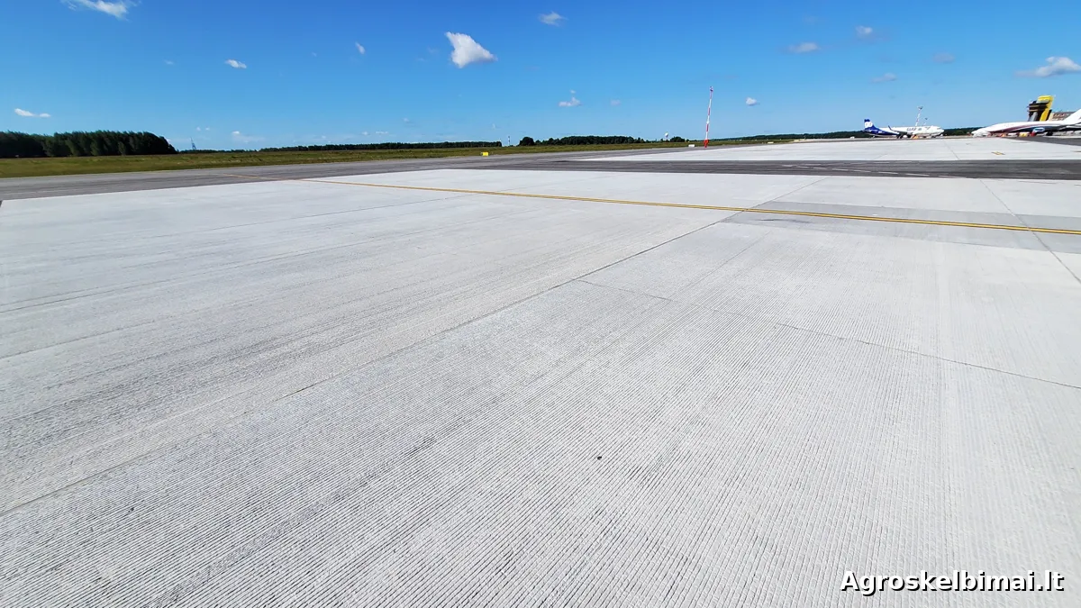 Pramoninių grindų betonavimas - pagrindinė nuotrauka