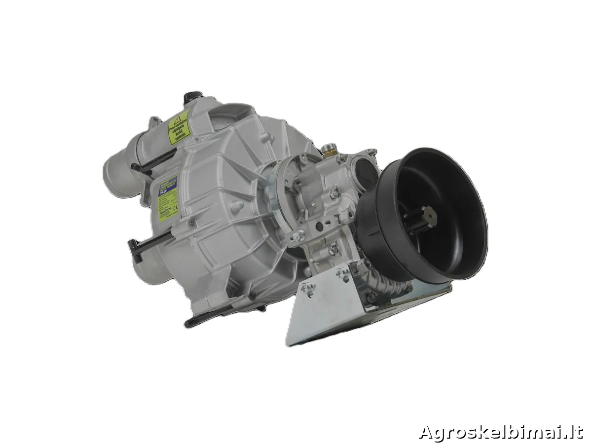 Purvo siurblys TTP-30 varomas traktoriaus darbiniu velenu - pagrindinė nuotrauka