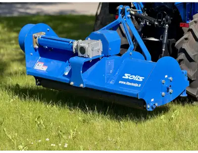 Parduodama Plaktukinė žoliapjovė "SOLIS" 1,06 m.