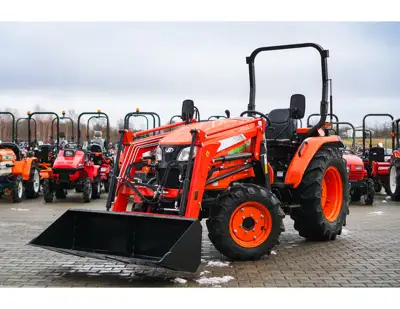 Hinomoto HM-475 su frontaliniu krautuvu