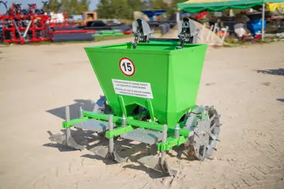 Dviejų vagų bulvių sodinamoji "Bomet" - Padargai (Telšiai)