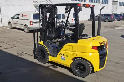 Dyzelinis autokrautuvas HYUNDAI 25D-9 - Sandėliavimo įranga (Šiauliai)